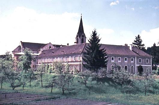Kloster Pupping im Jahr 1956